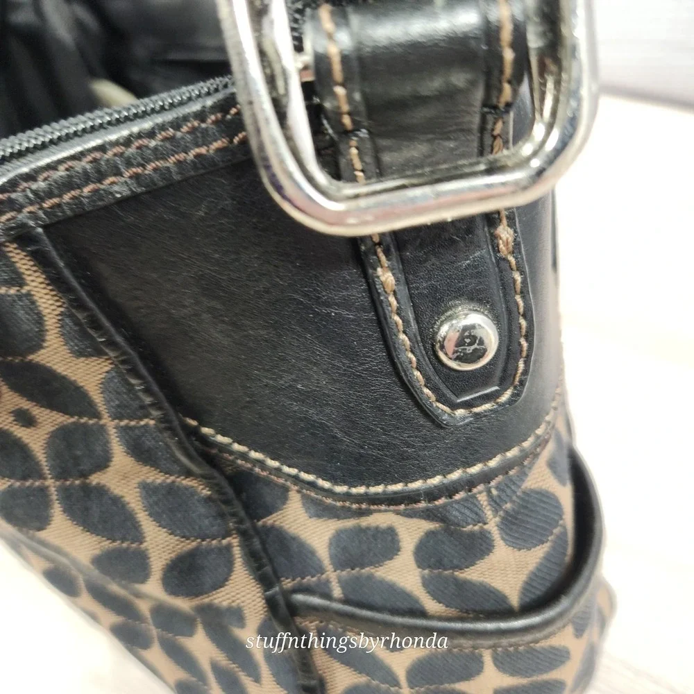 Fossil black textile